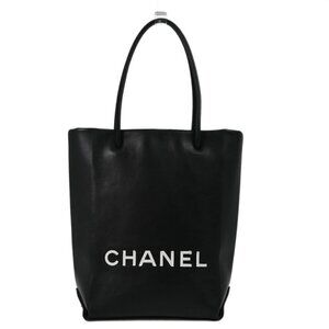 Chanel Black Calfskin Essential Tote Bag 114629